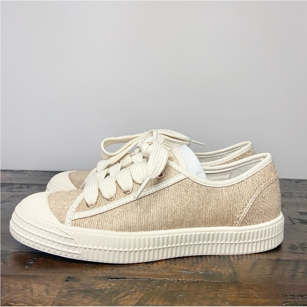 Kelsi Dagger Brooklyn Soul Sneaker in Natural NEW Size 7.5